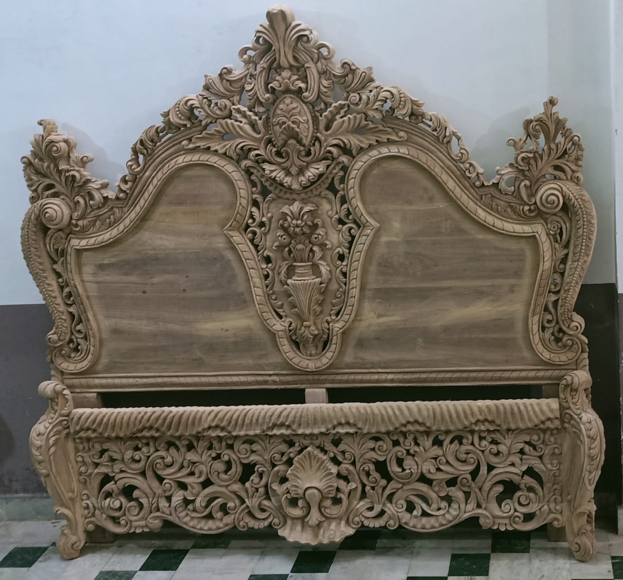 Hand-Carved Beds & Bedroom Furniture showcase