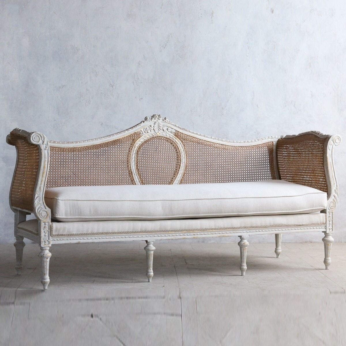 Sofas & Living Room Furniture showcase
